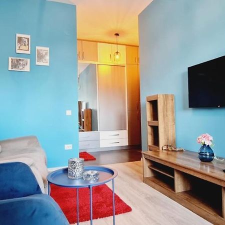 Palas View Apartments Near Palas Mall Яш Екстериор снимка