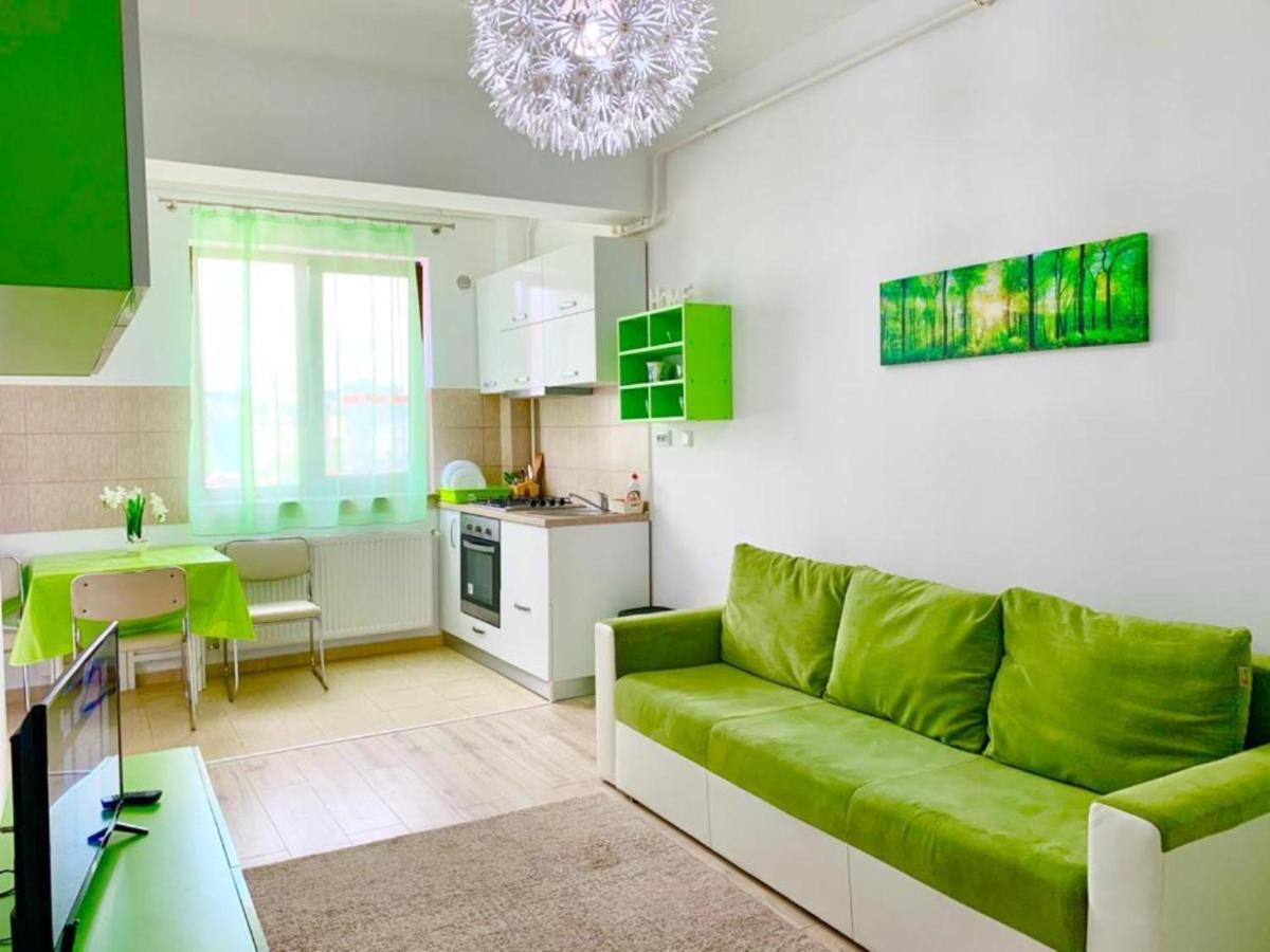 Palas View Apartments Near Palas Mall Яш Екстериор снимка