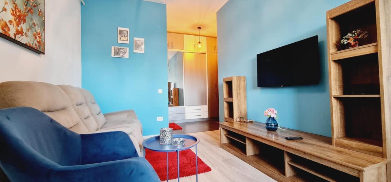 Palas View Apartments Near Palas Mall Яш Екстериор снимка